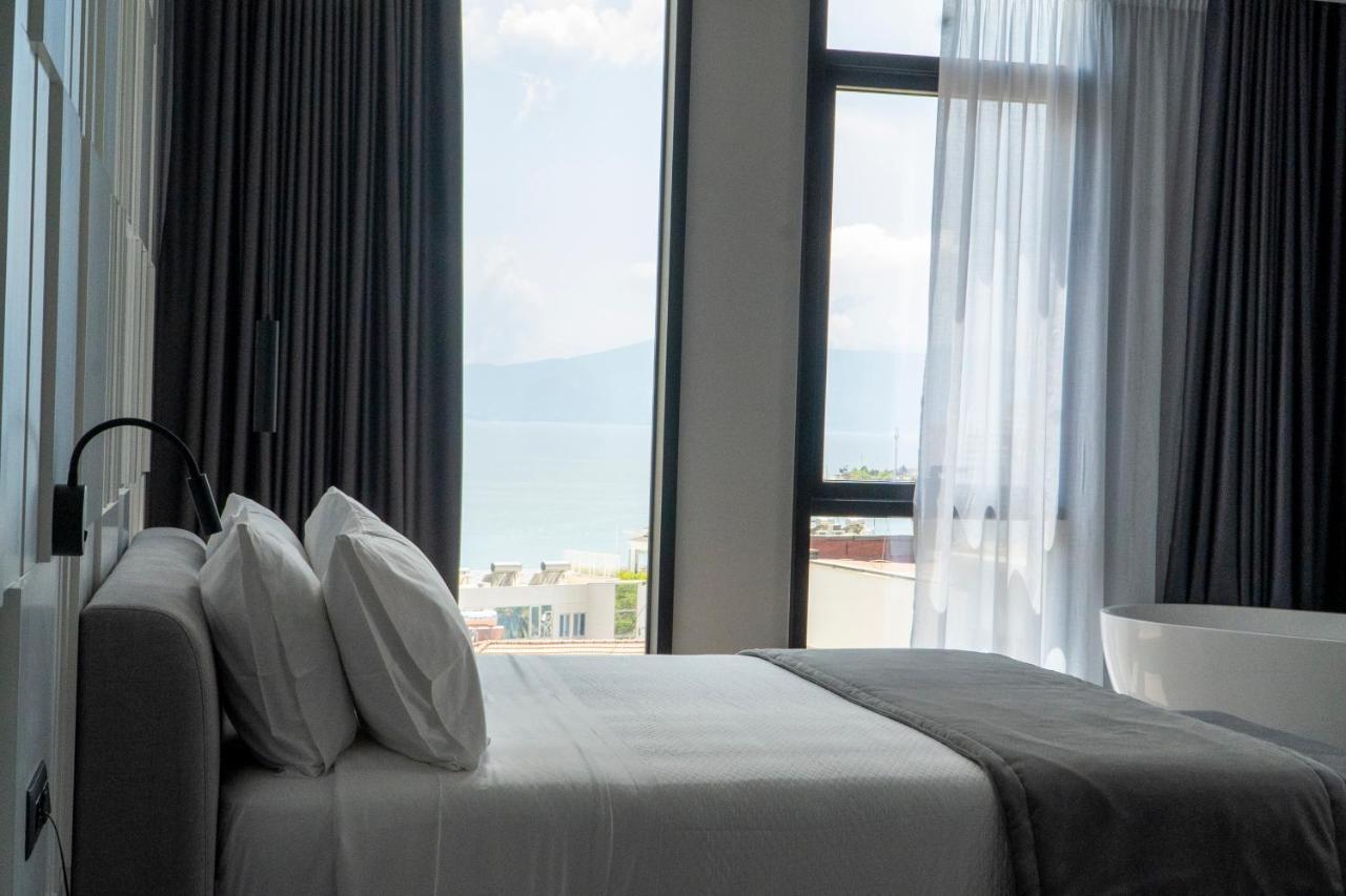 Center Hotel Sarandë 外观 照片