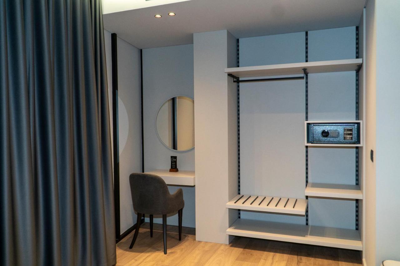 Center Hotel Sarandë 外观 照片