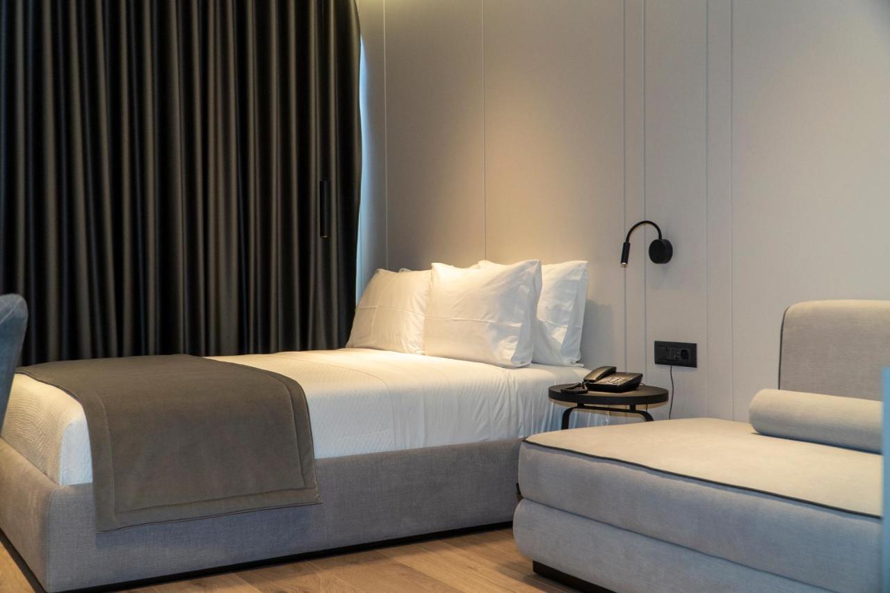 Center Hotel Sarandë 外观 照片