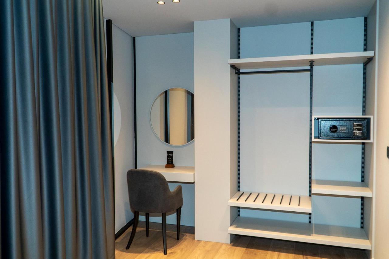 Center Hotel Sarandë 外观 照片