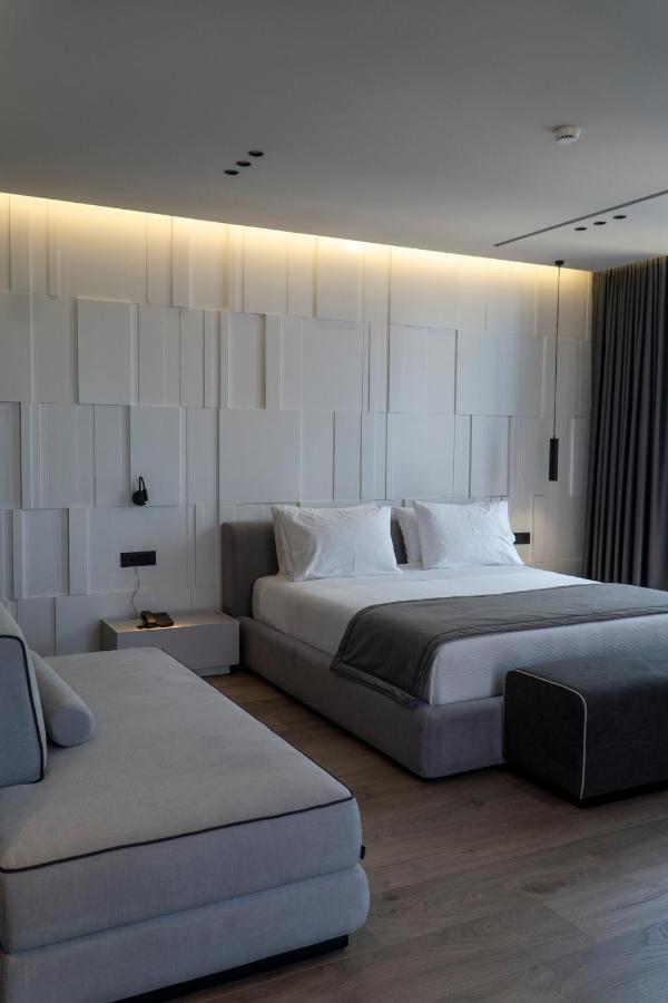 Center Hotel Sarandë 外观 照片