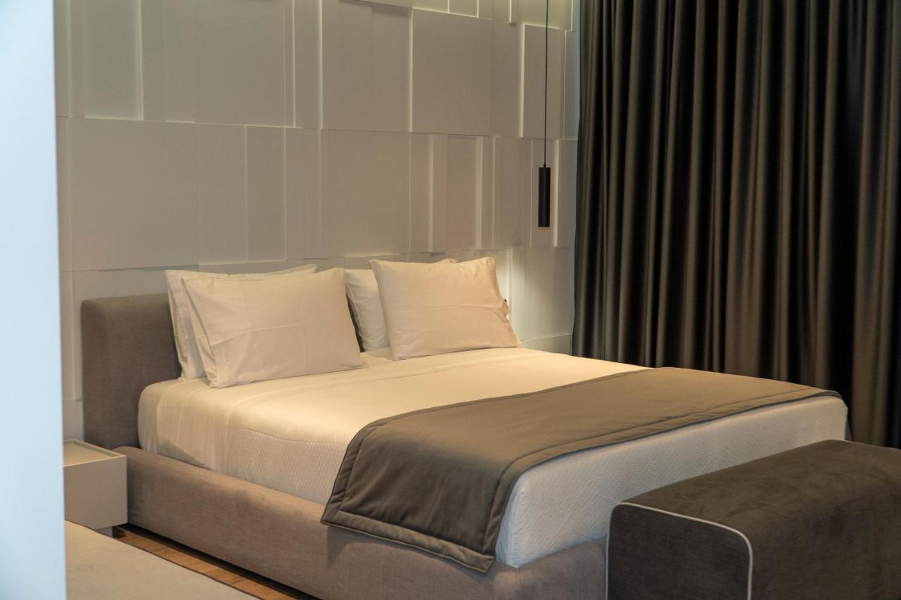 Center Hotel Sarandë 外观 照片