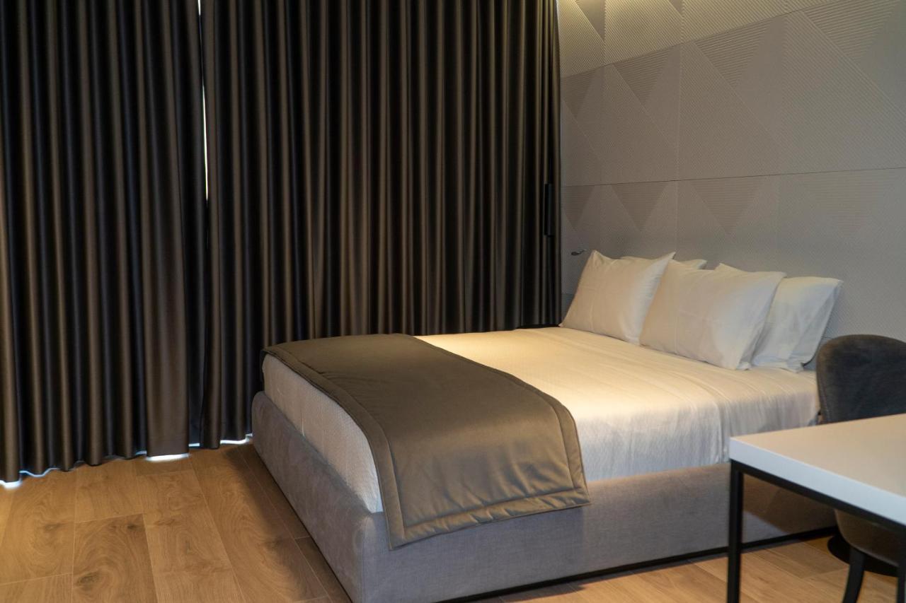Center Hotel Sarandë 外观 照片