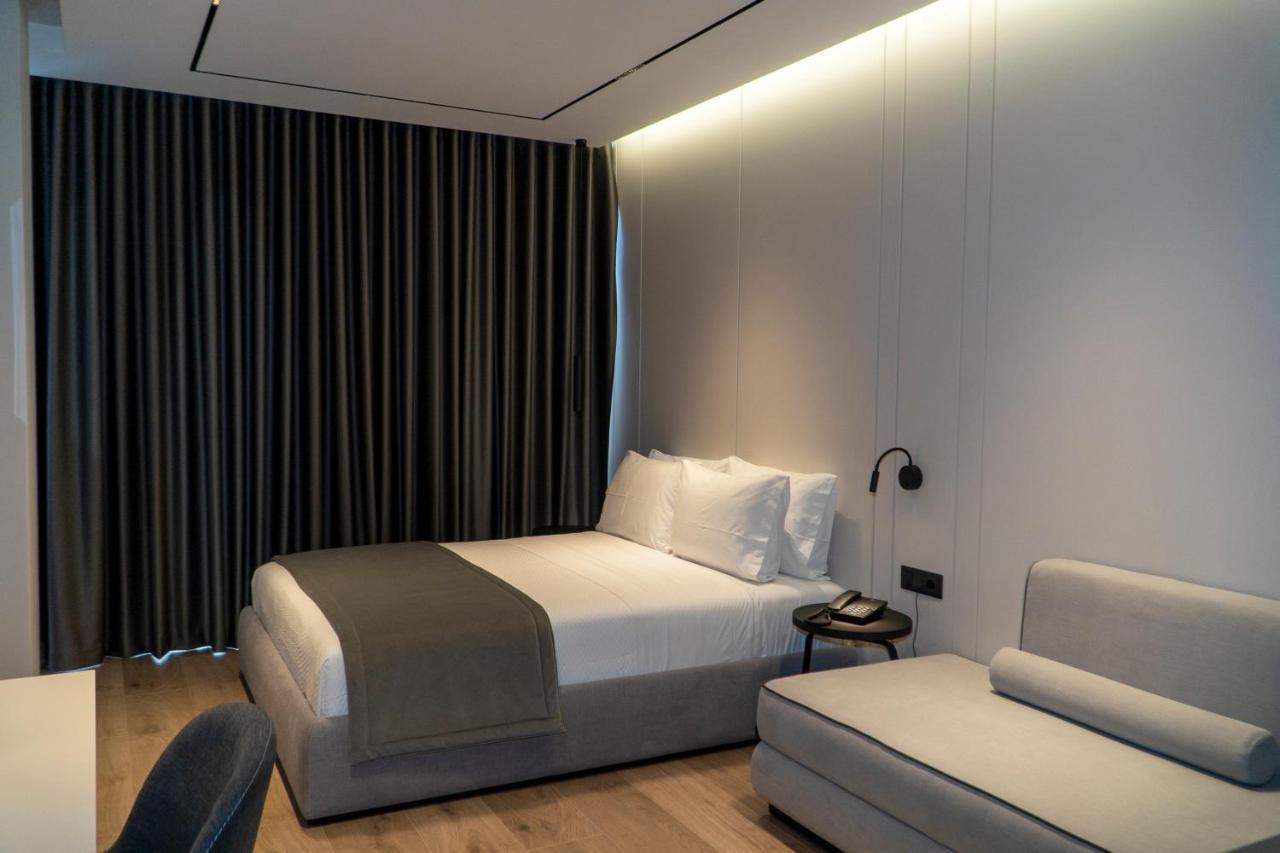 Center Hotel Sarandë 外观 照片